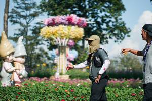 BIB: 
                            <button type="button" onclick="openModal(27621883)" class="btn btn-primary btn-sm float-right btn-popup" data-toggle="modal" data-target=".modal-high-quality">
                        <i class="fas fa-shopping-cart"></i> Add to Cart
                    </button>
                                            <button type="button" onclick="isThisMe(27621883, true)" class="btn btn-success btn-sm float-right btn-popup btn-isme hidden" data-toggle="tooltip" data-placement="bottom" title="นี่คือรูปของคุณใช่ไหม คลิกที่นี่เพื่อเอาเข้าอัลบั้ม">
                        <i class="fas fa-plus"></i> Add to album
                    </button>
                    <button type="button" onclick="isThisMe(27621883, false)" class="btn btn-warning btn-sm float-right btn-popup btn-isnotme hidden">
                        <i class="fas fa-ban"></i> Remove from album
                    </button>